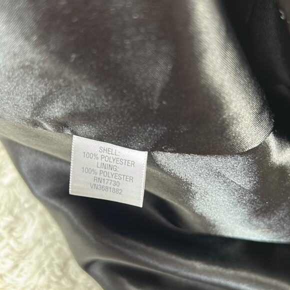 Go International striped satin mini skirt, size 11 - Picture 7 of 8